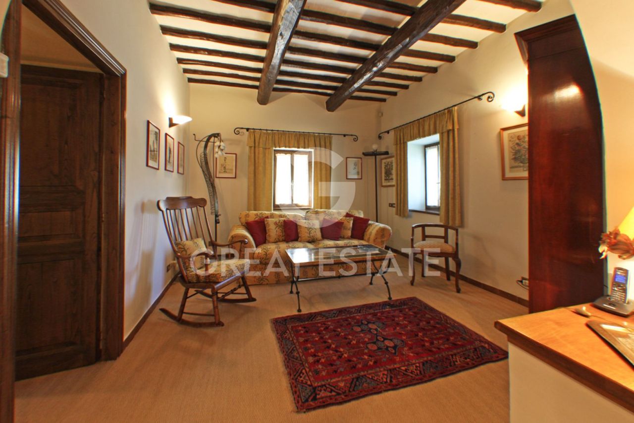 Дом в Джове, Италия, 393.65 м² - фото 13