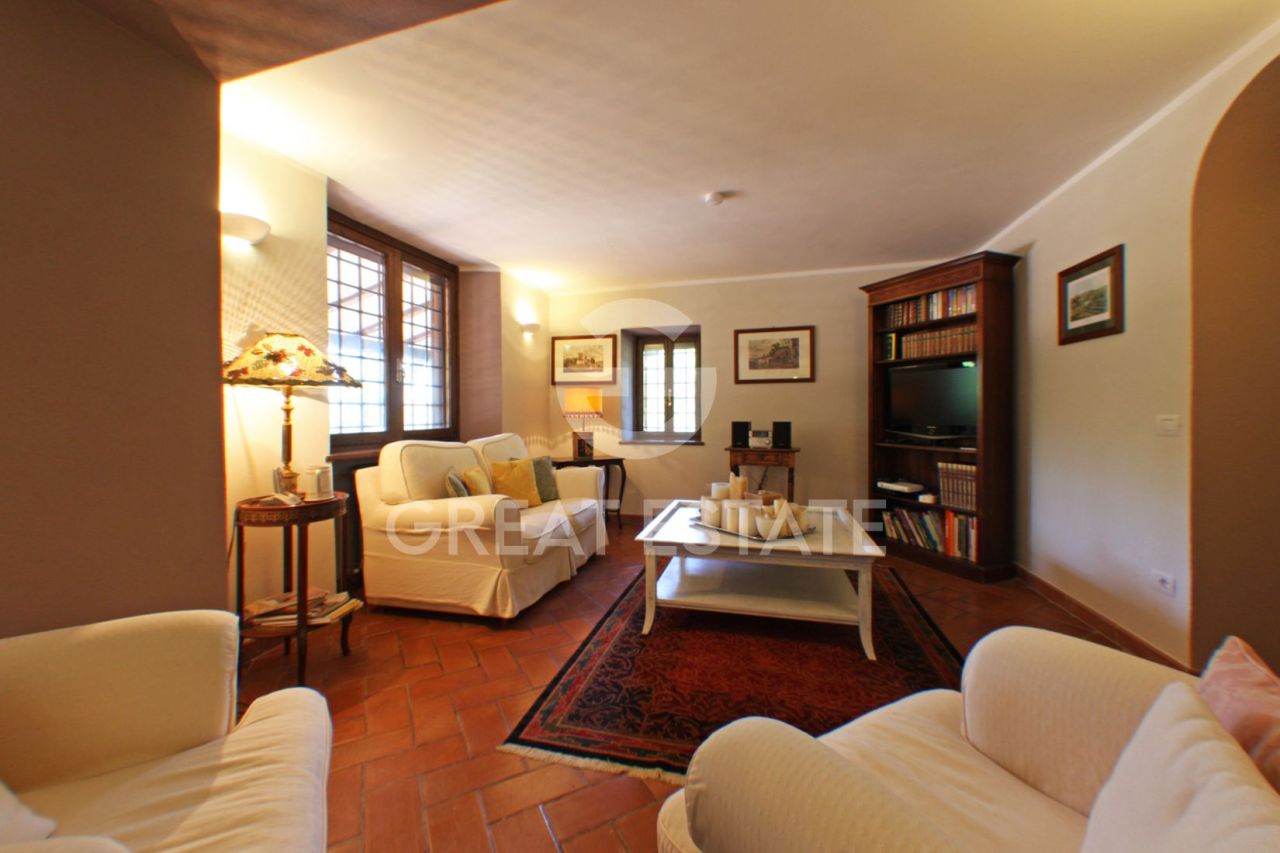 Дом в Джове, Италия, 393.65 м² - фото 14