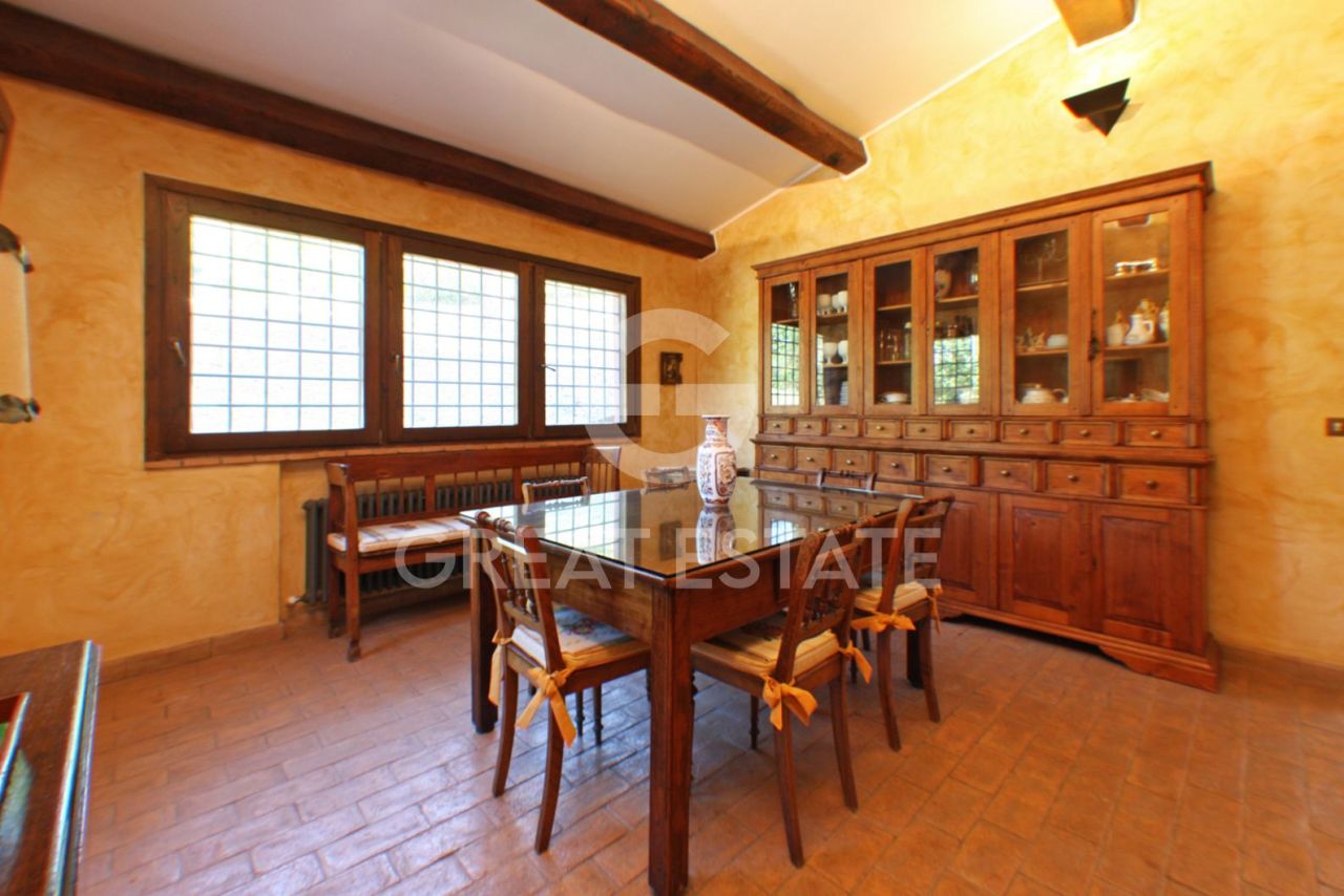 Дом в Джове, Италия, 393.65 м² - фото 17