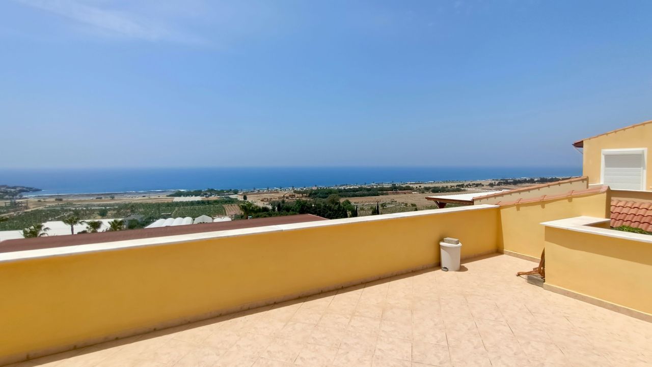 Вилла в Газипаше, Турция, 220 м² - фото 1