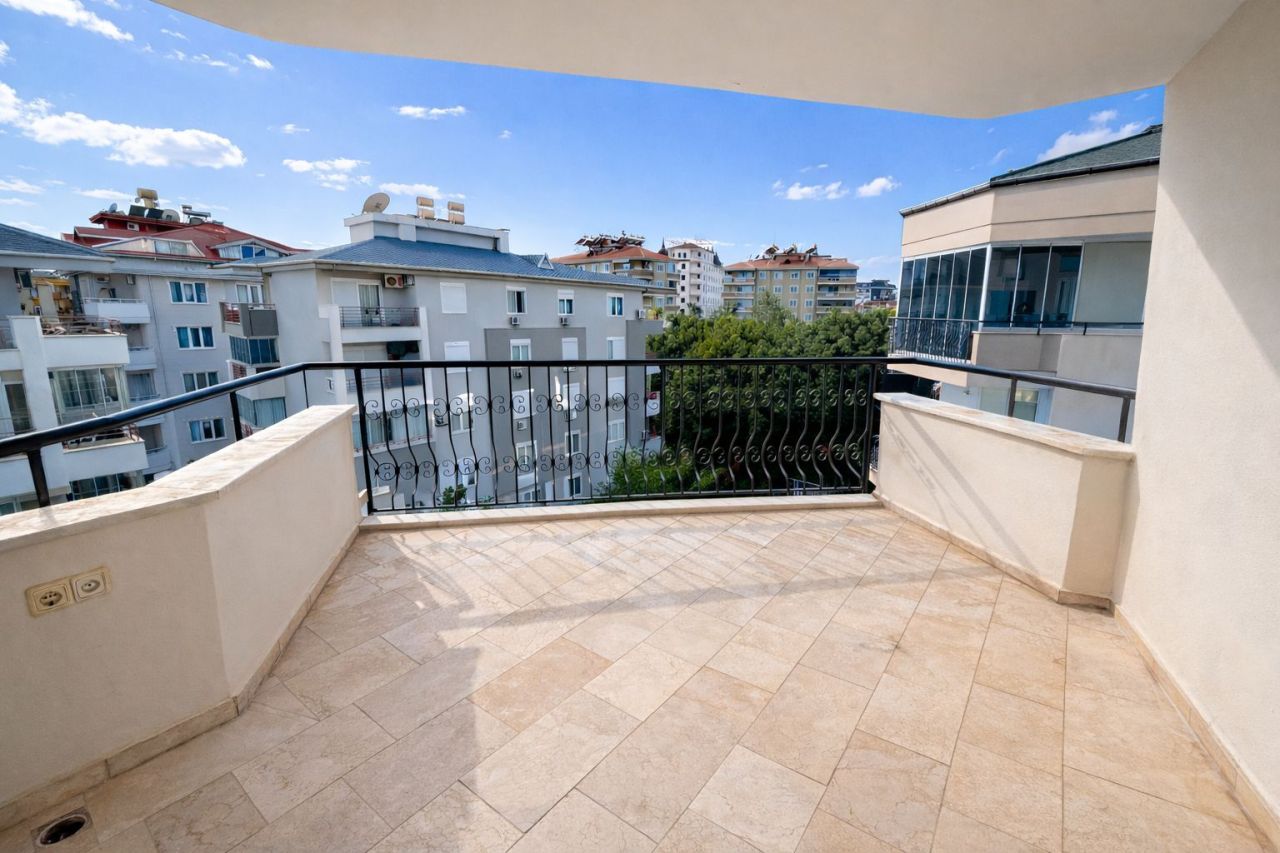 Апартаменты в Алании, Турция, 200 м² - фото 8