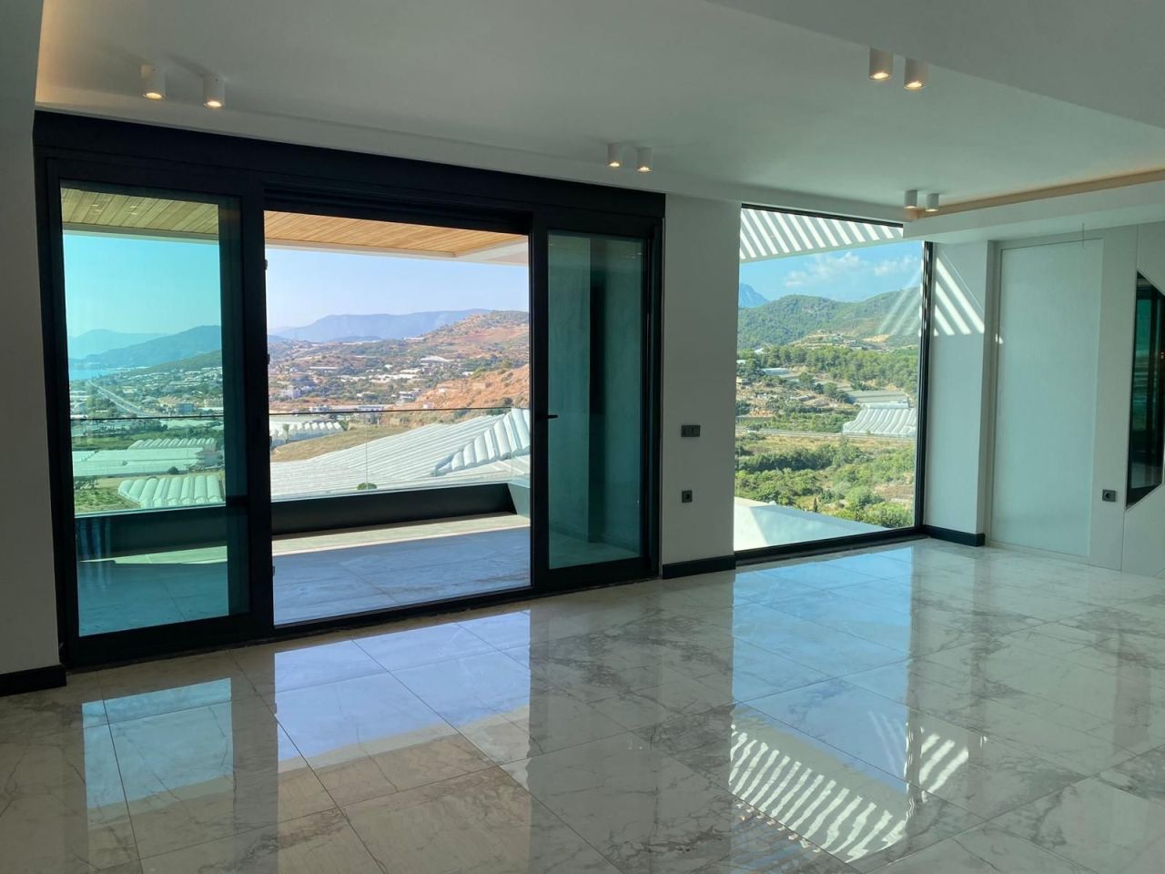 Вилла в Алании, Турция, 310 м² - фото 9