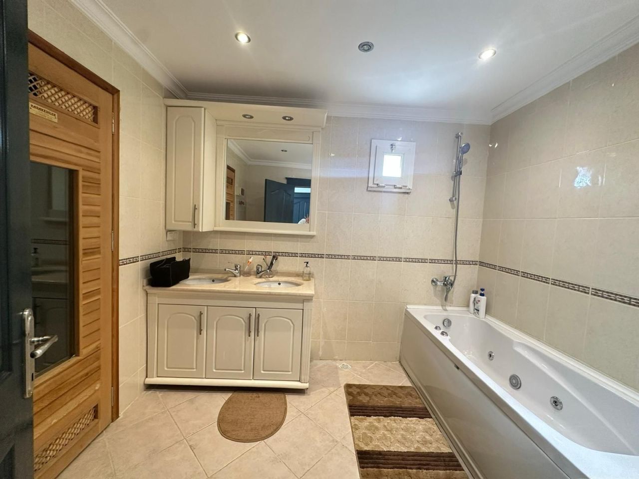 Вилла в Алании, Турция, 220 м² - фото 17