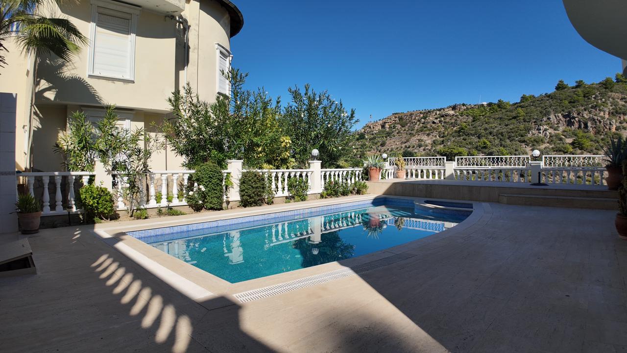 Вилла в Алании, Турция, 450 м² - фото 18