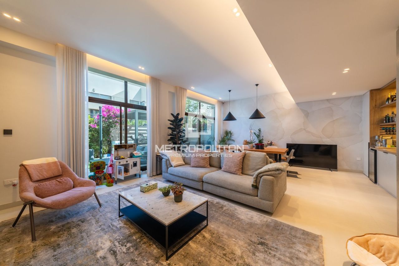 Таунхаус в Дубае, ОАЭ, 251 м² - фото 2