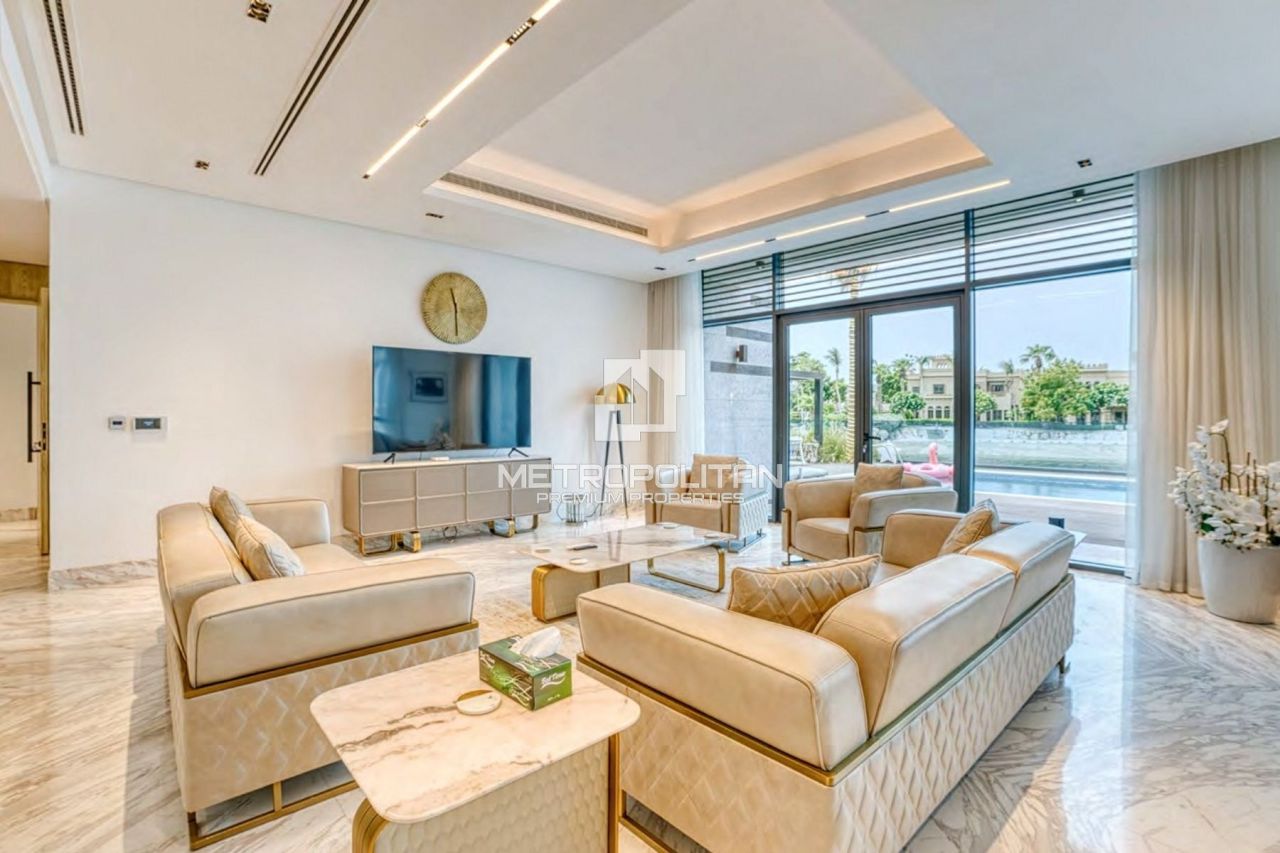 Вилла в Дубае, ОАЭ, 883 м² - фото 2