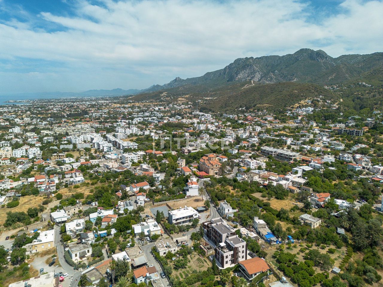 Апартаменты в Кирении, Кипр, 82 м² - фото 9