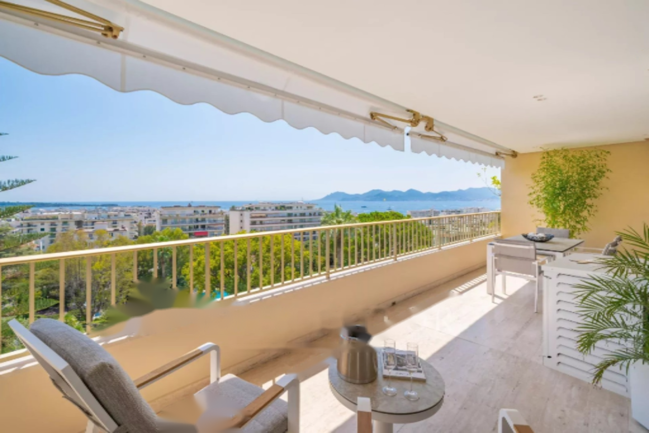 Квартира в Каннах, Франция, 113 м² - фото 2