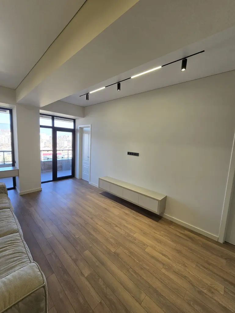 Квартира в Тбилиси, Грузия, 80 м² - фото 2