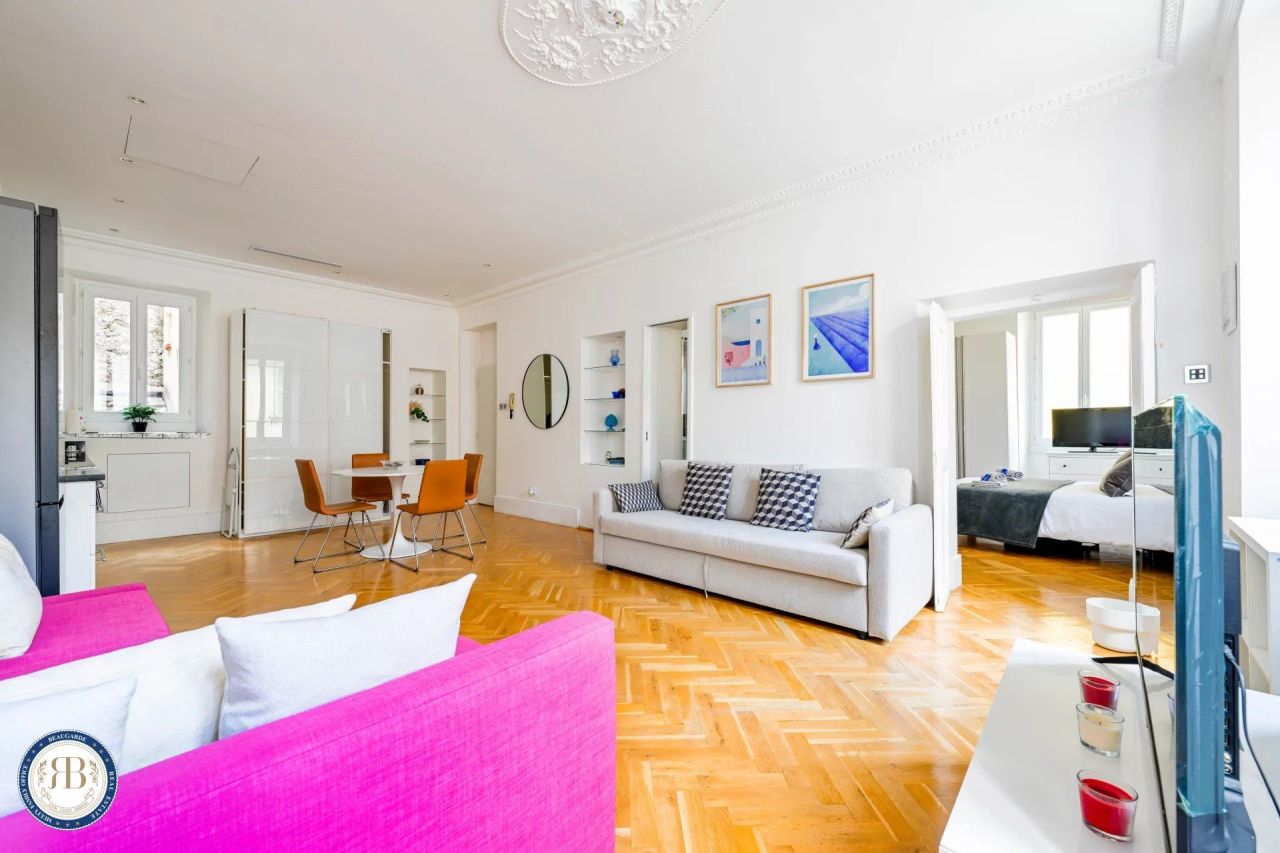 Квартира в Вильфранш-сюр-Мер, Франция, 55 м² - фото 1