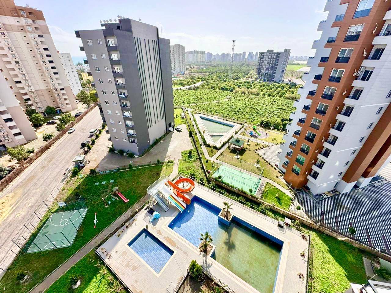 Квартира в Мерсине, Турция, 95 м² - фото 1