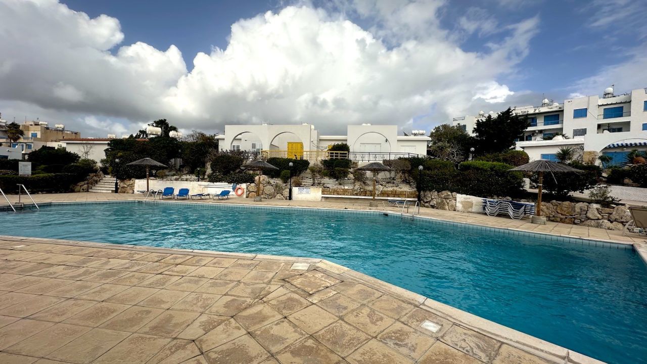 Таунхаус в Пафосе, Кипр, 95 м² - фото 2