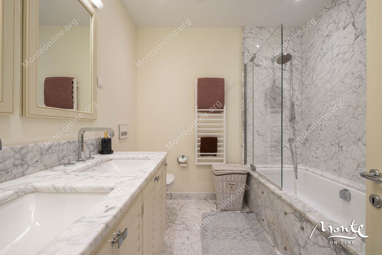 Апартаменты в Тивате, Черногория, 115 м² - фото 16