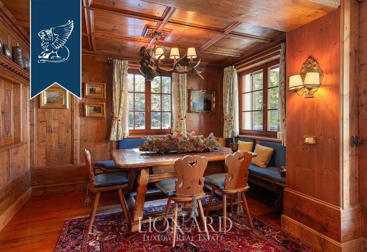 Вилла в Кортина Д'Ампеццо, Италия, 893 м² - фото 11