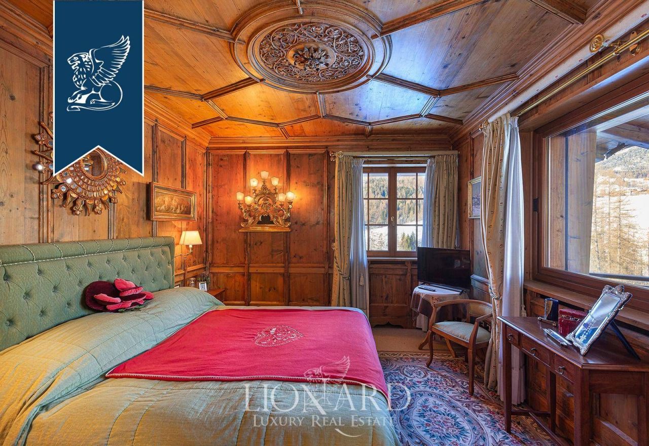 Вилла в Кортина Д'Ампеццо, Италия, 893 м² - фото 12