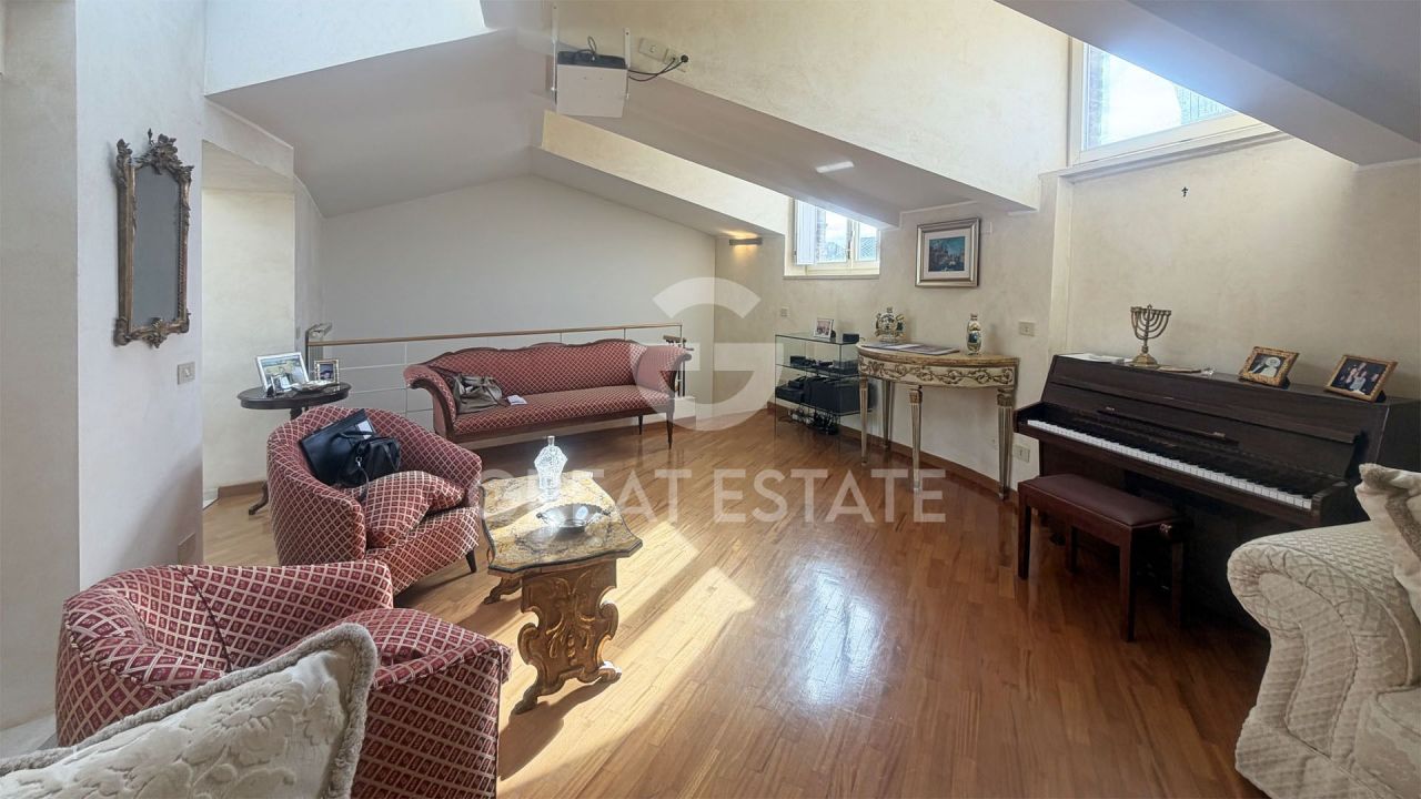 Дом в Сиене, Италия, 149 м² - фото 4