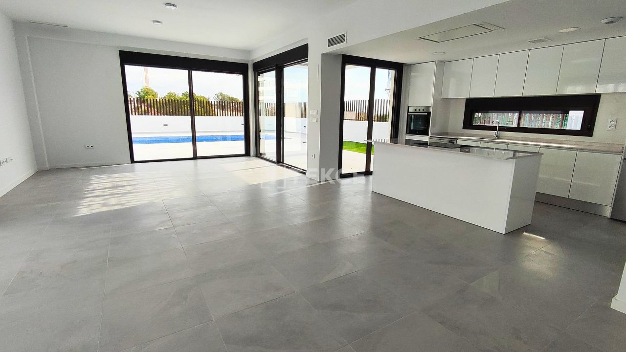 Вилла в Финестрате, Испания, 171 м² - фото 11