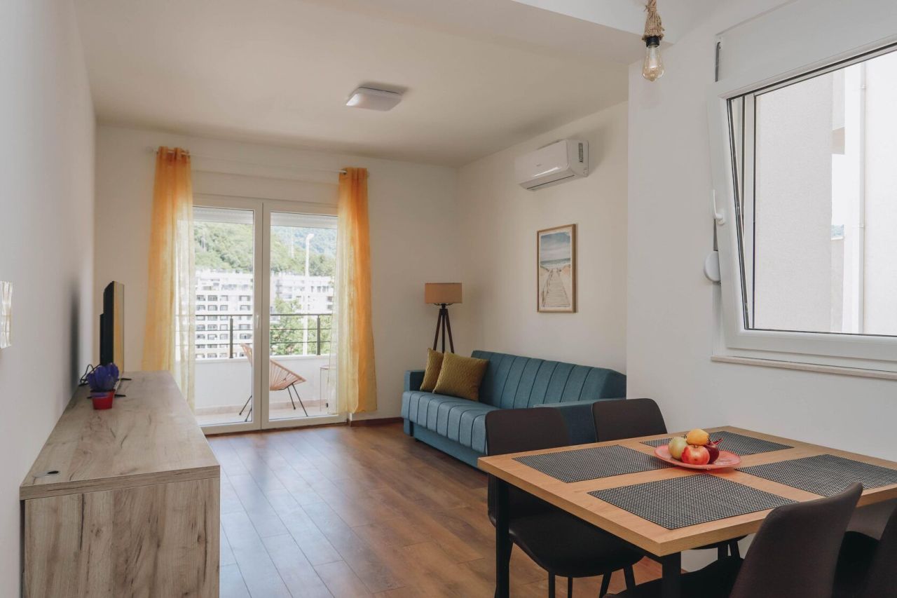 Квартира в Будве, Черногория, 46 м² - фото 12