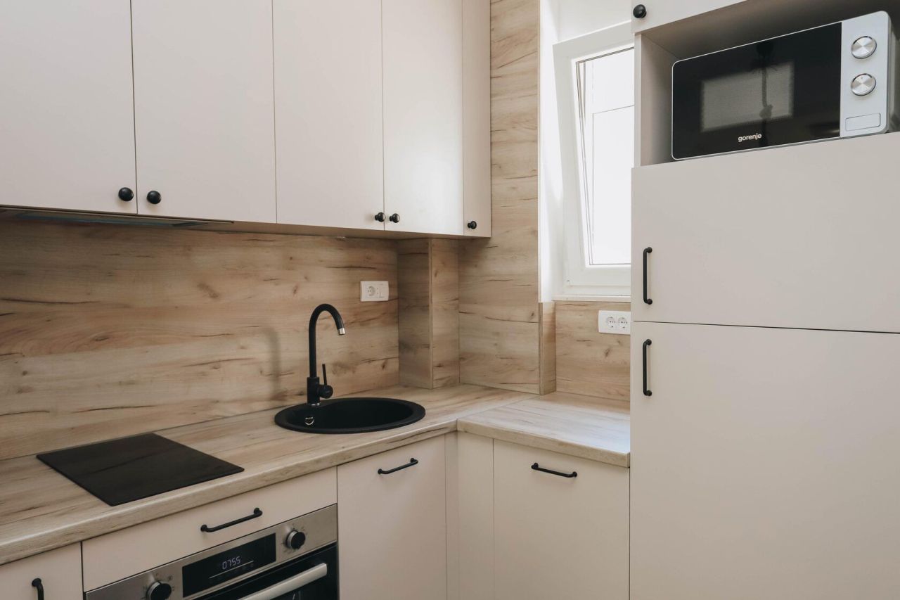 Квартира в Будве, Черногория, 46 м² - фото 10