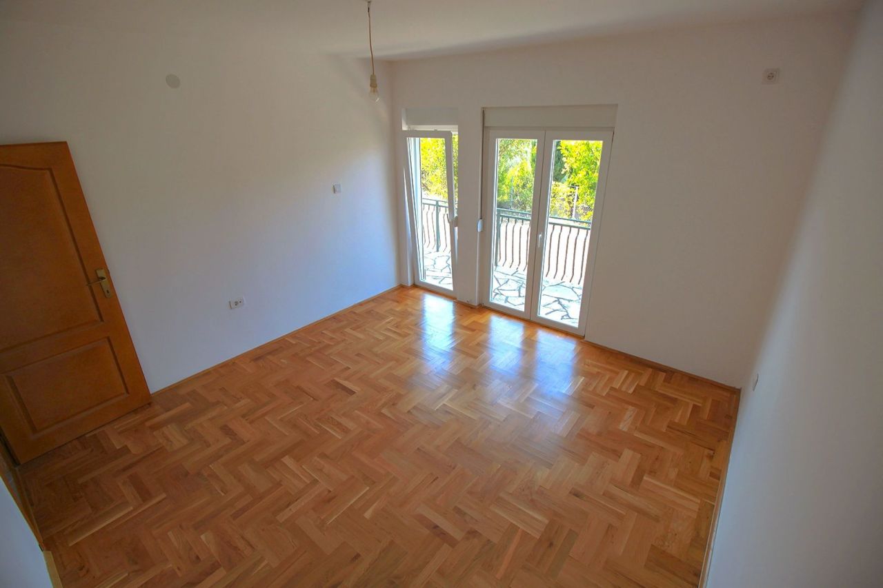 Дом в Баре, Черногория, 188 м² - фото 6