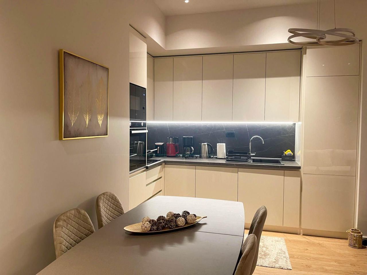 Квартира в Тивате, Черногория, 77 м² - фото 4