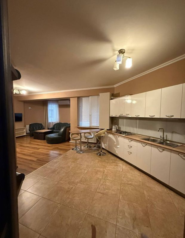 Квартира в Тбилиси, Грузия, 75 м² - фото 1