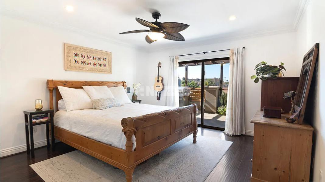 Дом в Лос-Анджелесе, США, 1 406 м² - фото 11