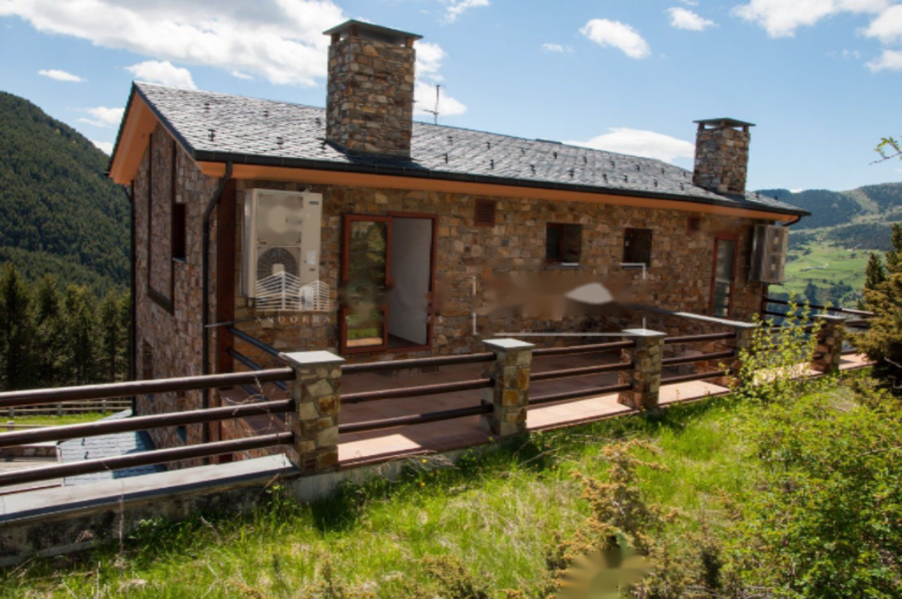 Квартира в Канильо, Андорра, 335 м² - фото 1