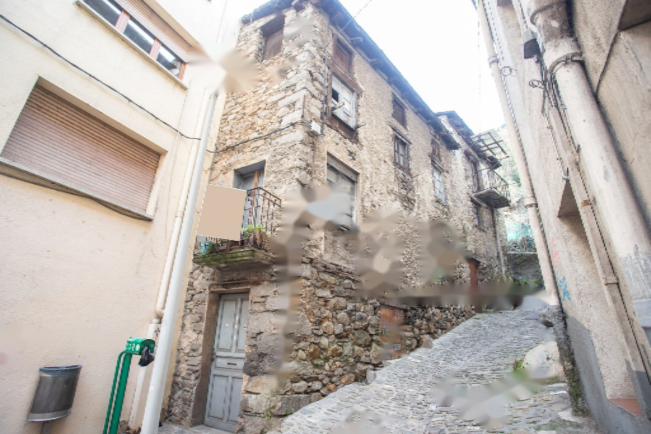 Квартира в Эскальдесе, Андорра, 140 м² - фото 1