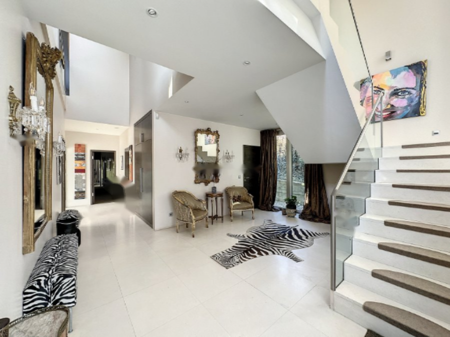 Квартира в Люксембурге, Люксембург, 560 м² - фото 1