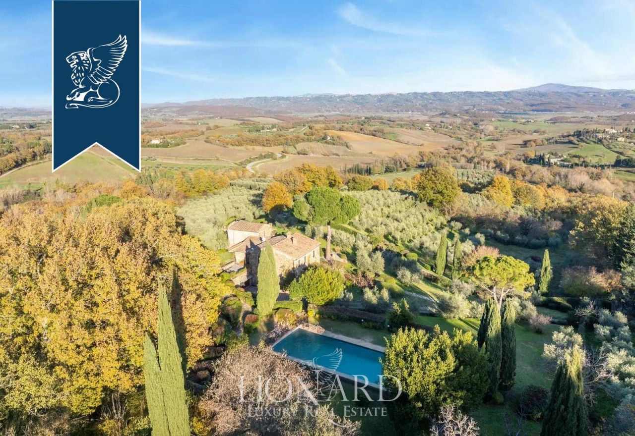 Ферма в Четоне, Италия, 935 м² - фото 1