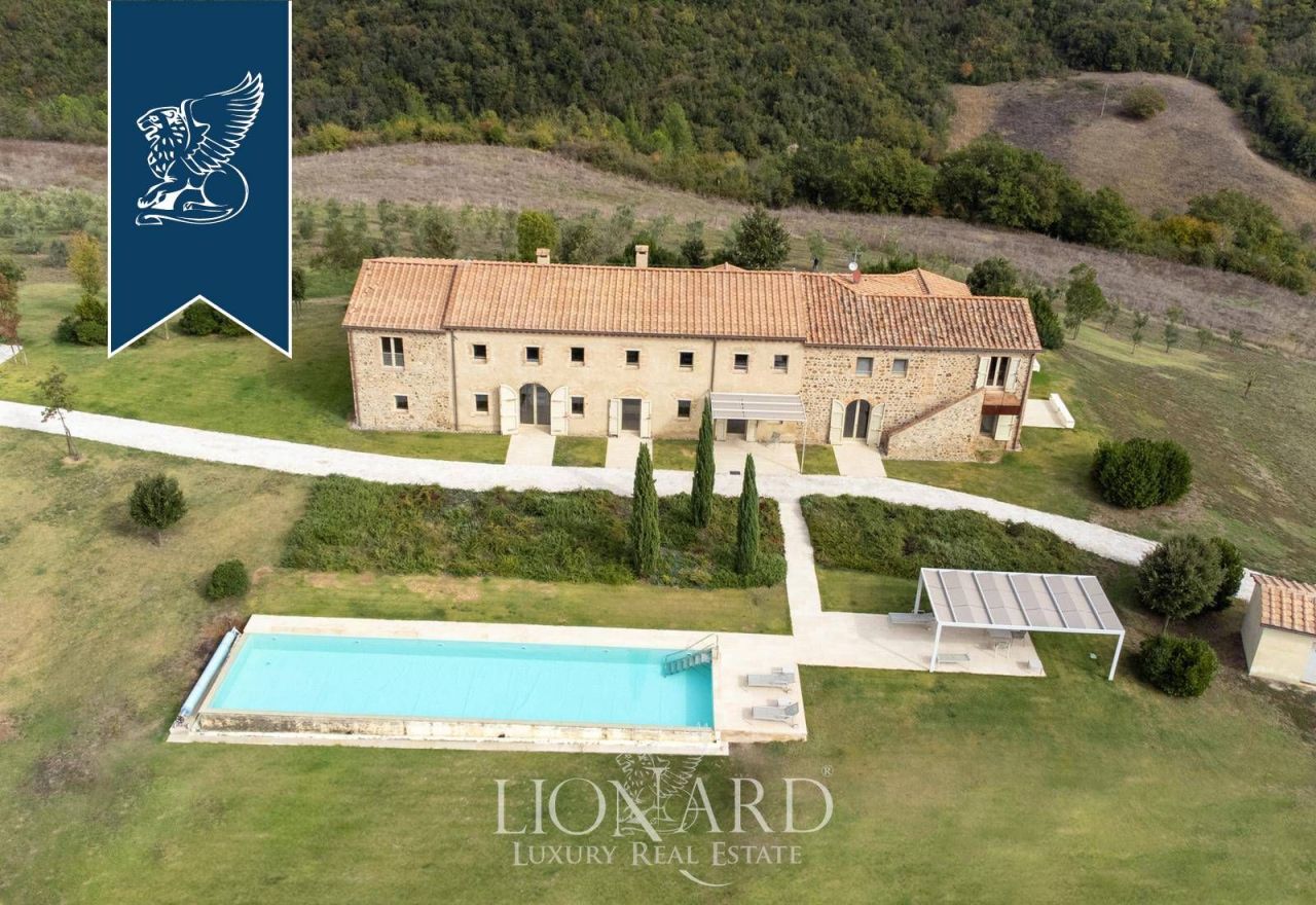 Ферма в Вольтерре, Италия, 1 000 м² - фото 3