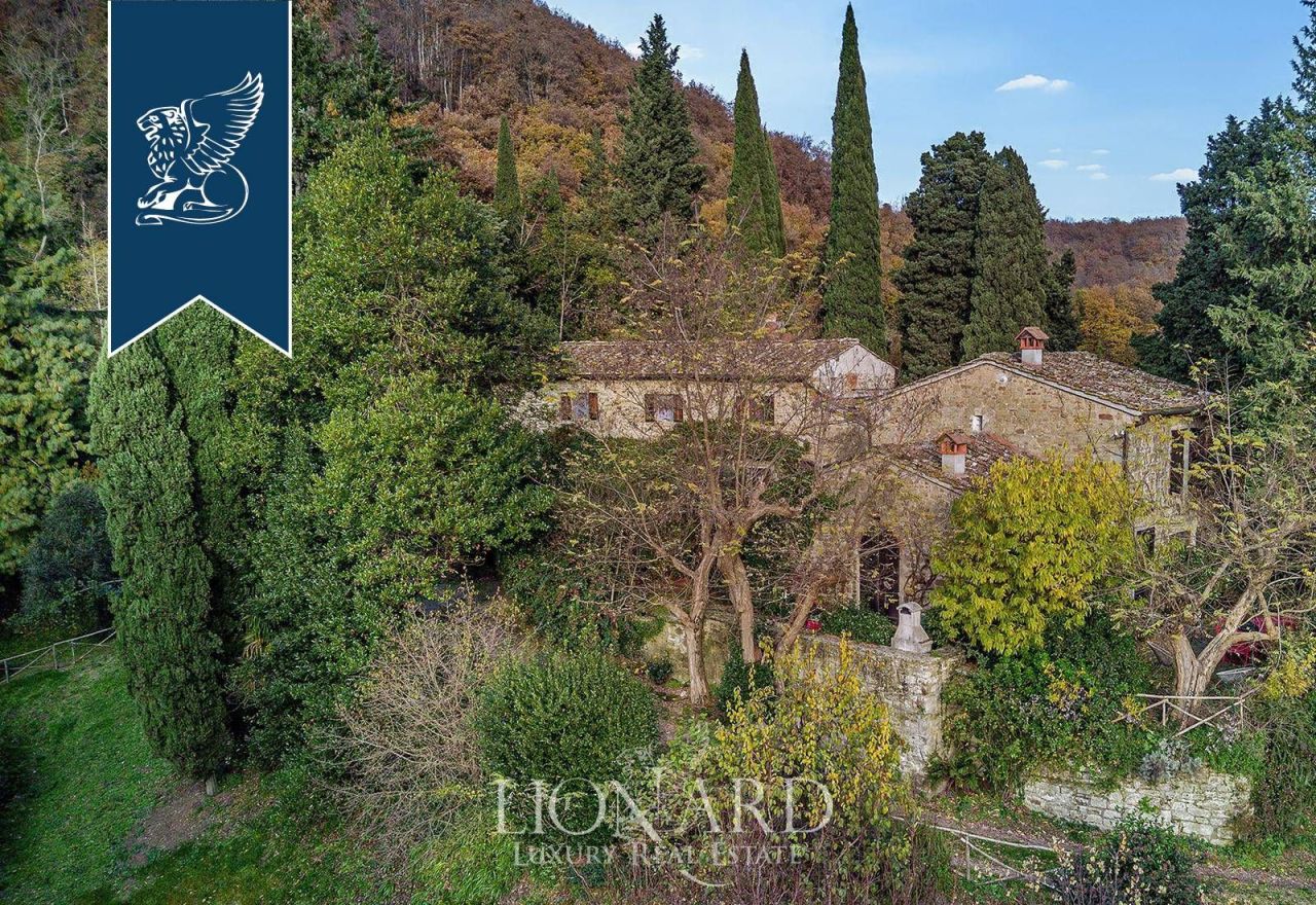 Вилла в Понтассьеве, Италия, 588 м² - фото 3