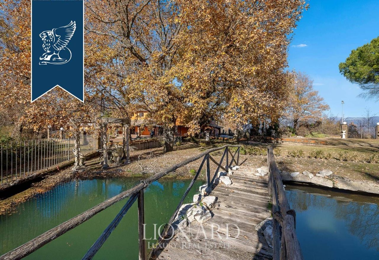 Вилла в Риети, Италия, 1 300 м² - фото 8