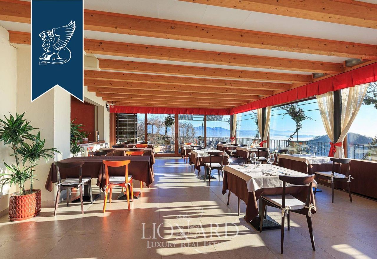 Ферма в Бергамо, Италия, 1 500 м² - фото 9