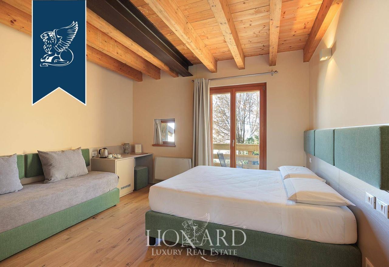 Ферма в Бергамо, Италия, 1 500 м² - фото 14