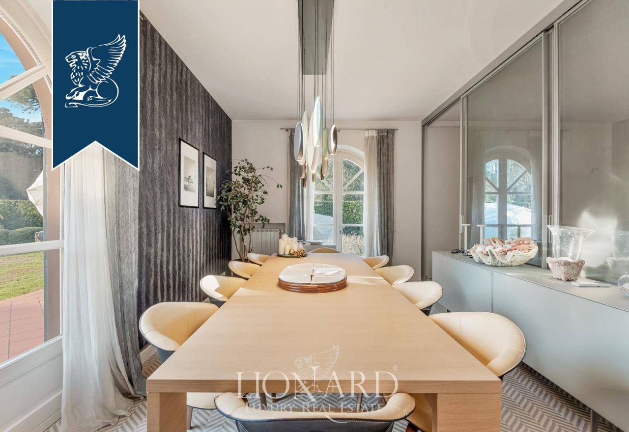 Вилла в Форте деи Марми, Италия, 280 м² - фото 15
