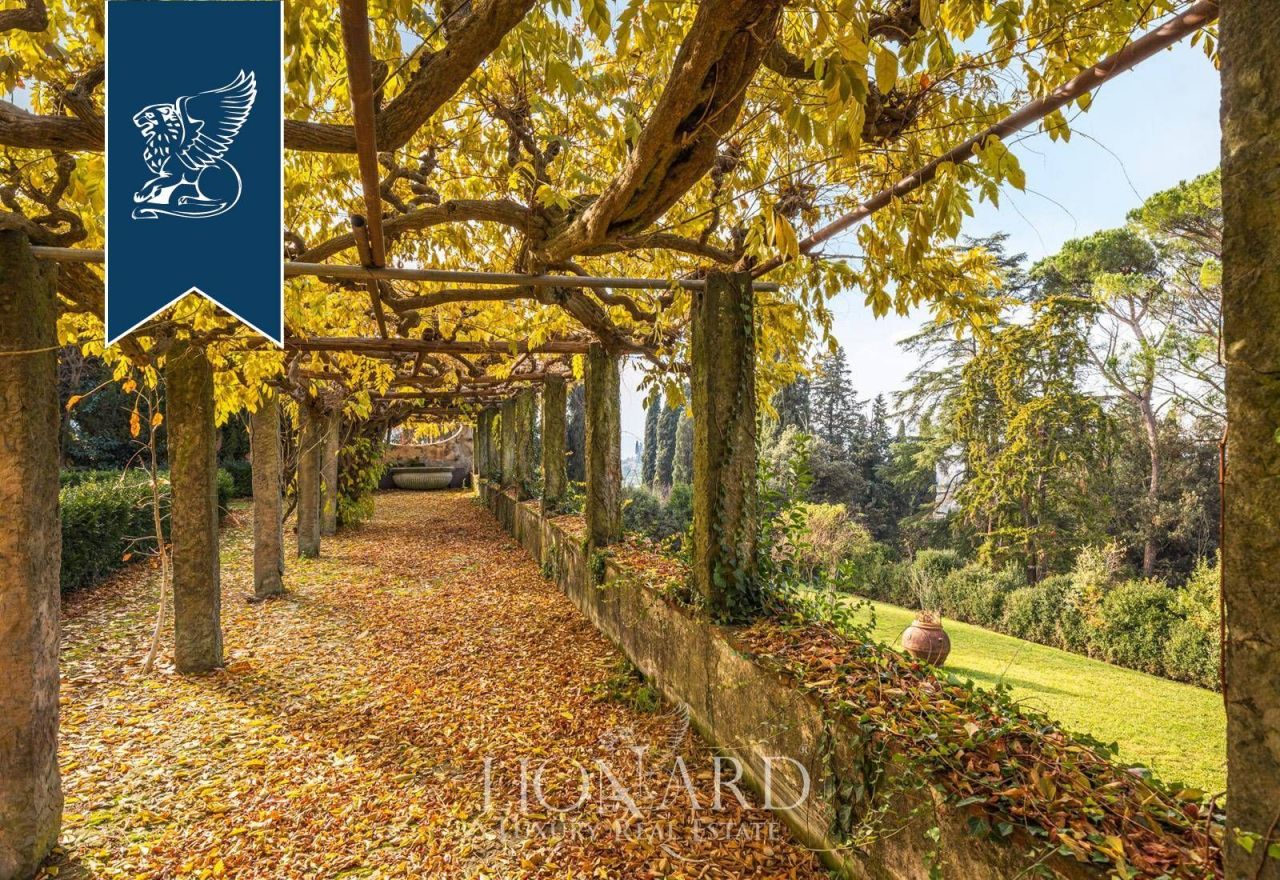 Вилла во Флоренции, Италия, 1 700 м² - фото 16