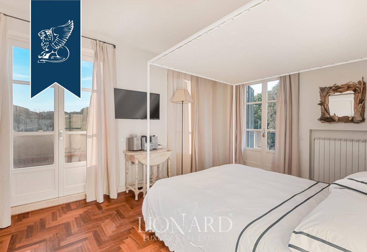 Вилла в Форте деи Марми, Италия, 280 м² - фото 19