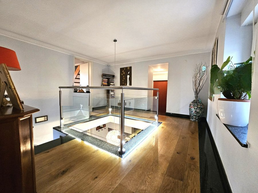 Квартира в Люксембурге, Люксембург, 200 м² - фото 1