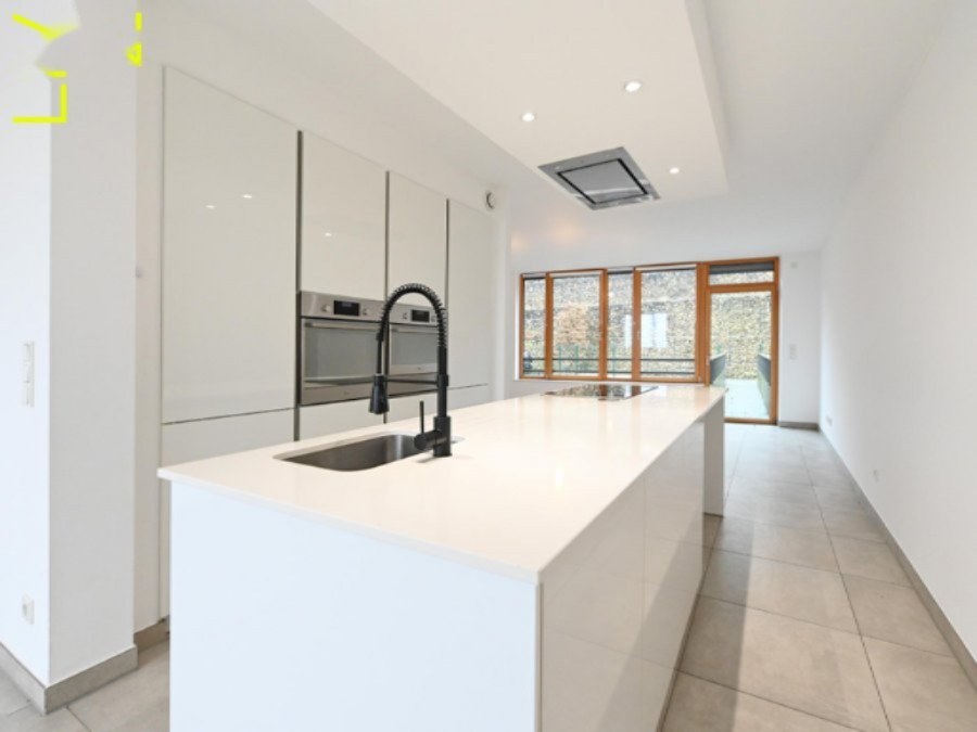 Квартира в Люксембурге, Люксембург, 96 м² - фото 1