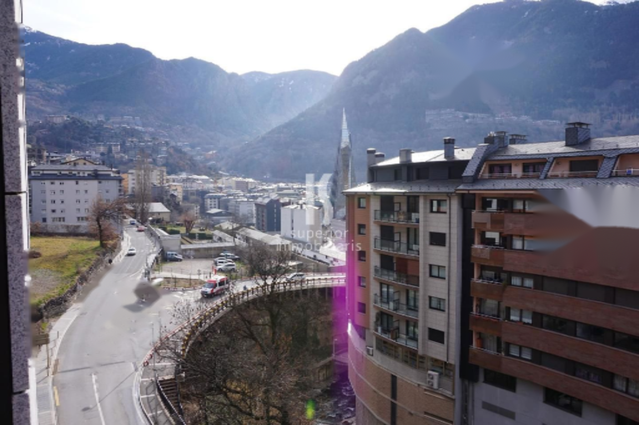 Квартира в Эскальдесе, Андорра, 57 м² - фото 1