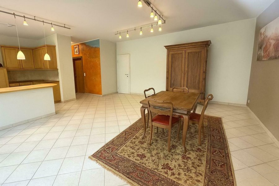 Квартира в Люксембурге, Люксембург, 77 м² - фото 1