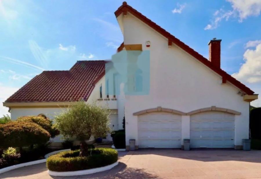 Квартира в Люксембурге, Люксембург, 180 м² - фото 1