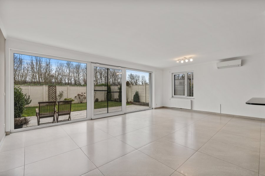 Квартира в Люксембурге, Люксембург, 115 м² - фото 2