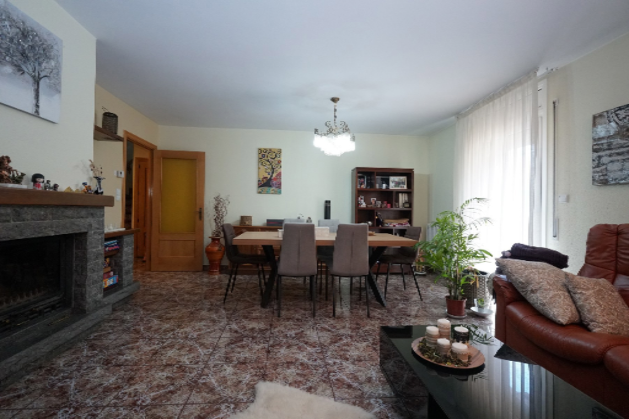 Квартира в Эскасе, Андорра, 379 м² - фото 2