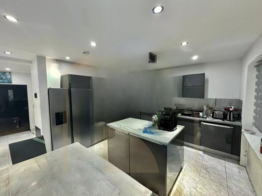 Квартира в Люксембурге, Люксембург, 280 м² - фото 3