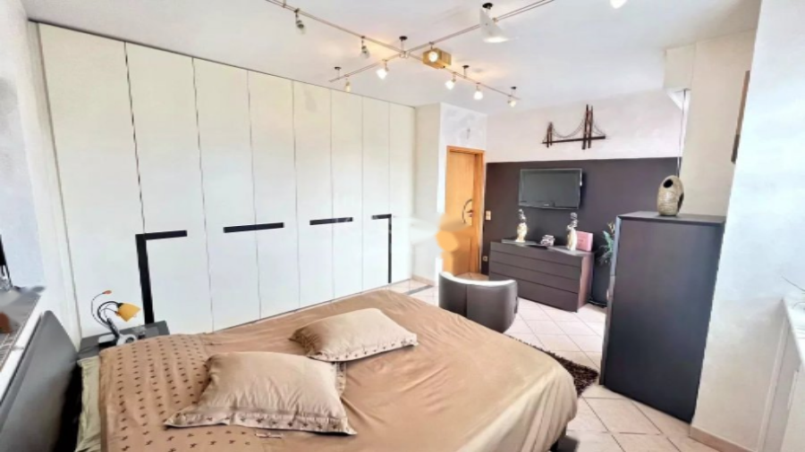 Квартира в Люксембурге, Люксембург, 193 м² - фото 3