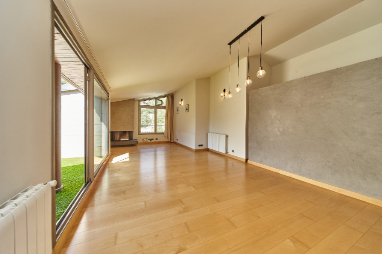 Квартира в Эскальдесе, Андорра, 195 м² - фото 3