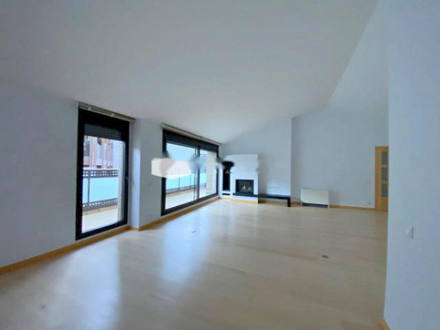 Квартира в Эскальдесе, Андорра, 189 м² - фото 4